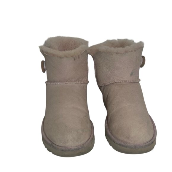 UGG Women’s Mini Bailey Button Pink Boot Size 9 - Picture 1 of 13
